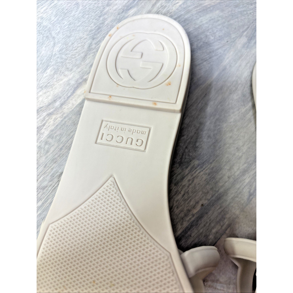 White Rubber Slide Sandals Size 6 Women’s Interlocking GG - Picture 9 of 12